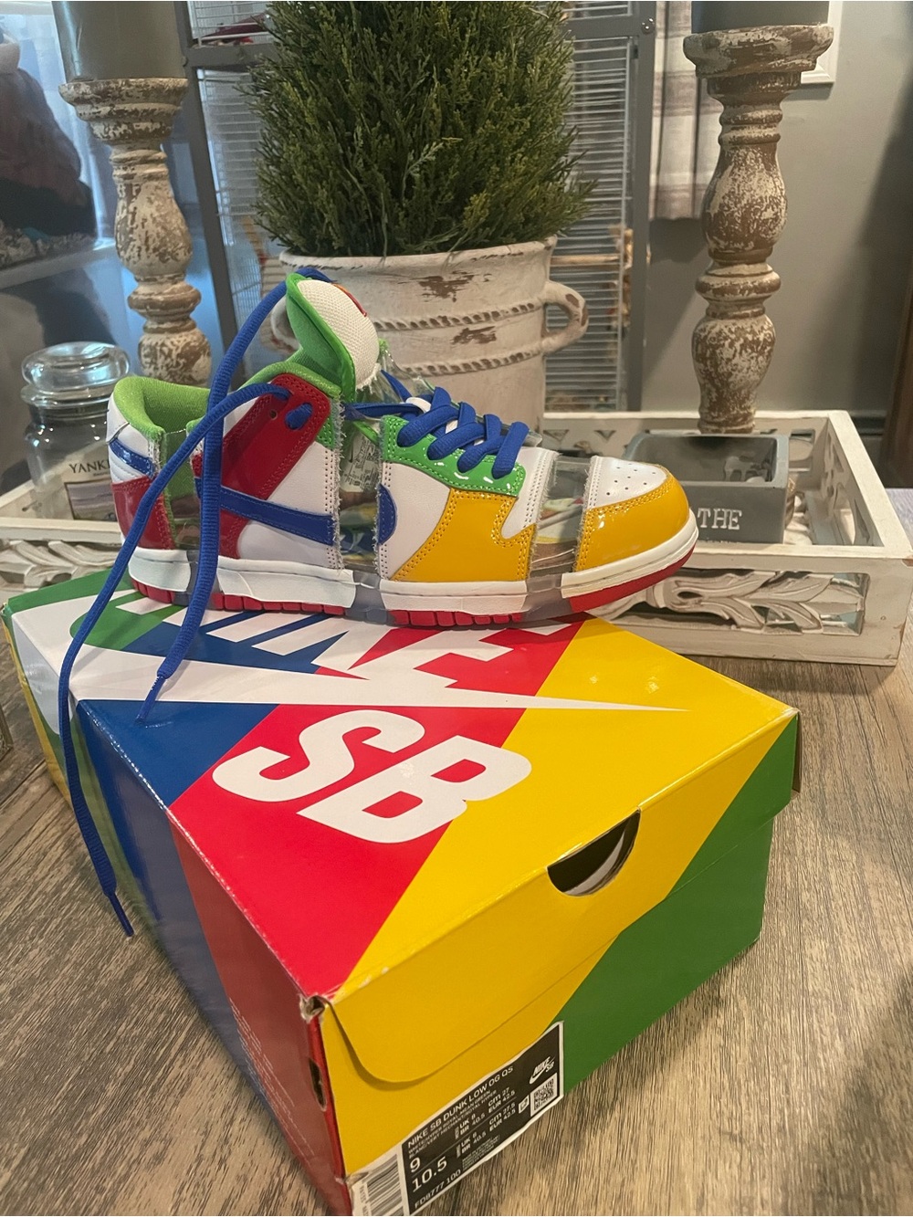 NIB Nike Sandy Bodecker Multicolor Low-Top Sneakers – Blue, Yellow, Green, Red